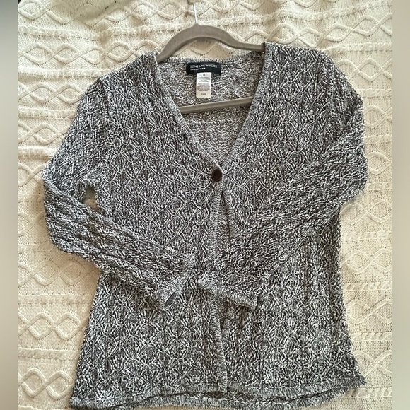 Jones New York Collection Charcoal Gray One button Cardigan Women’s Medium - Picture 7 of 10